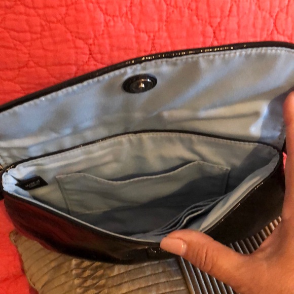 Coach wristlet in mint condition. - Picture 5 of 6